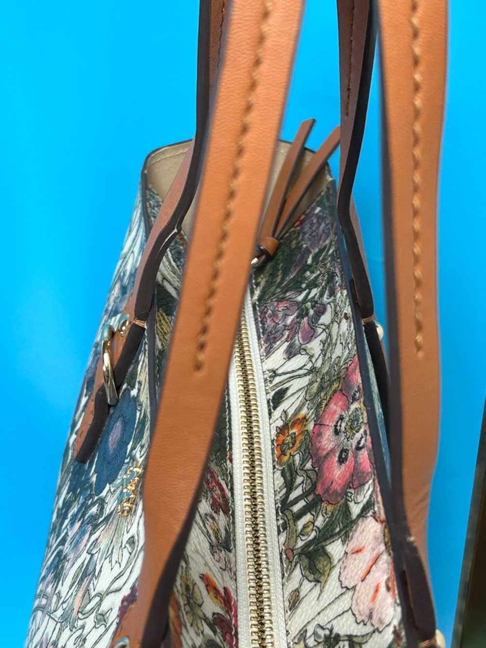 Tory Burch Kerrington Small Zip Floral Coated Canvas Tote Approx. 15 x 10 x 4 - Picture 8 of 17